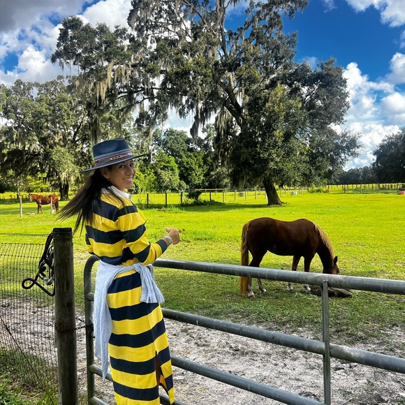 Amazing Suede navy  hat - Picture 17 of 17